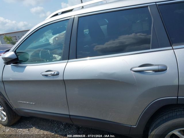 1C4PJMCS6FW552284 Jeep Cherokee Latitude