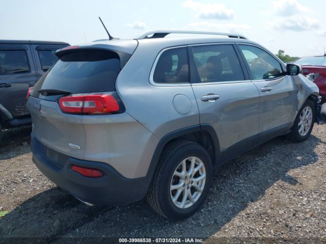 1C4PJMCS6FW552284 Jeep Cherokee Latitude