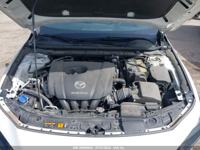 JM1BPAML2M1401063 Mazda Mazda3 Premium