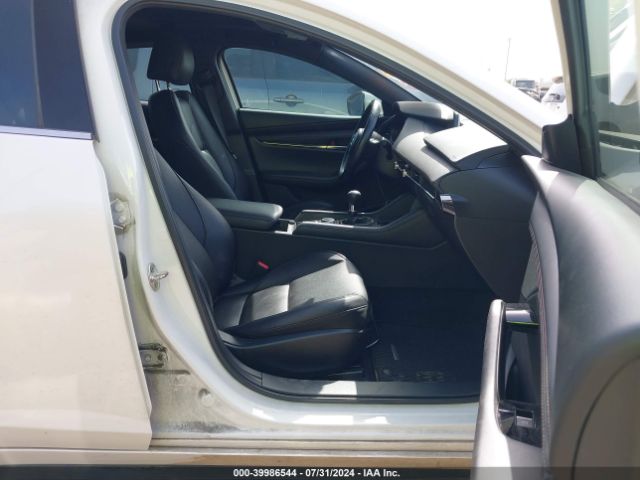 JM1BPAML2M1401063 Mazda Mazda3 Premium