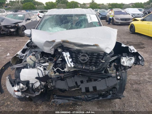 3N1CP5CUXJL537020 Nissan KICKS SV