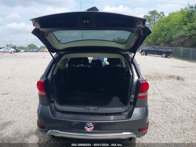 3C4PDCGG8FT682970 Dodge Journey Crossroad