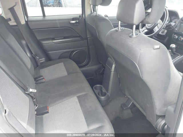 1C4NJPBA2GD527316 Jeep Patriot Sport