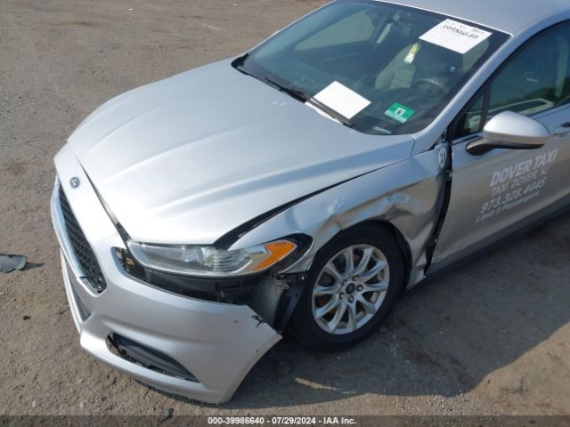 3FA6P0G79GR199588 Ford FUSION S