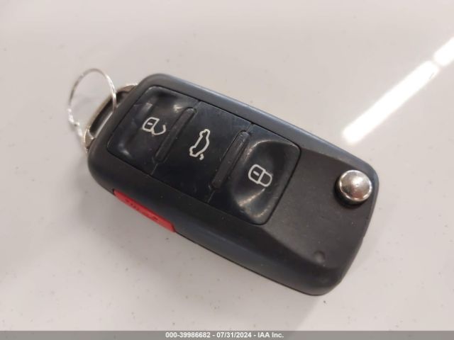 3VW2K7AJ5FM412453 Volkswagen Jetta 2.0l S