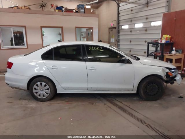 3VW2K7AJ5FM412453 Volkswagen Jetta 2.0l S