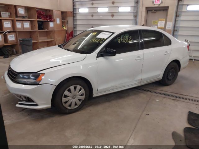 3VW2K7AJ5FM412453 Volkswagen Jetta 2.0l S