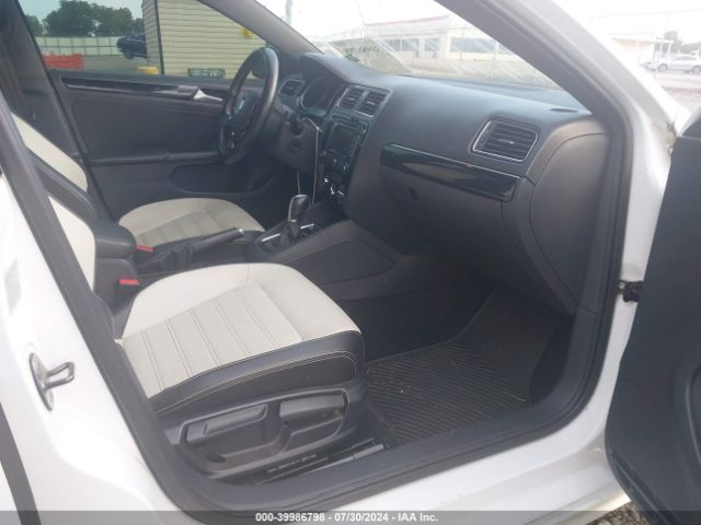 3VWD17AJ8FM204207 Volkswagen Jetta 1.8t Sport