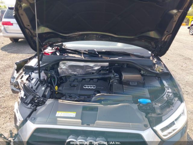 WA1JCCFS7JR030657 Audi Q3 2.0t Premium/2.0t Sport Premium