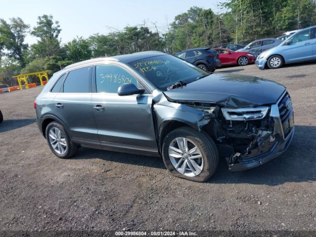 WA1JCCFS7JR030657 Audi Q3 2.0t Premium/2.0t Sport Premium