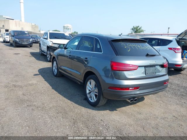 WA1JCCFS7JR030657 Audi Q3 2.0t Premium/2.0t Sport Premium