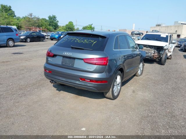 WA1JCCFS7JR030657 Audi Q3 2.0t Premium/2.0t Sport Premium