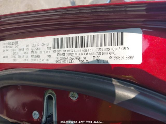 1C6RR7NT2HS774766 RAM 1500 Laramie  4x4 5'7 Box