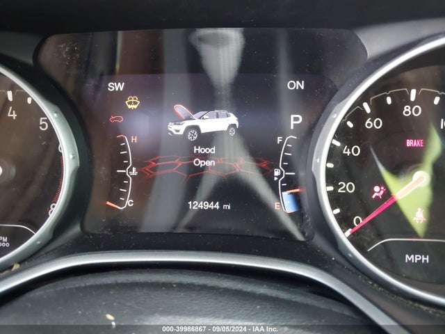 3C4NJCCB8KT663016 Jeep Compass Limited Fwd