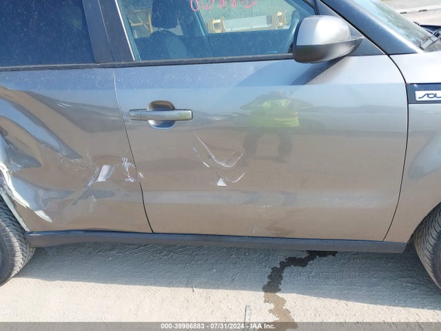 KIA SOUL + 2017 KNDJP3A52H7449100 Image 14