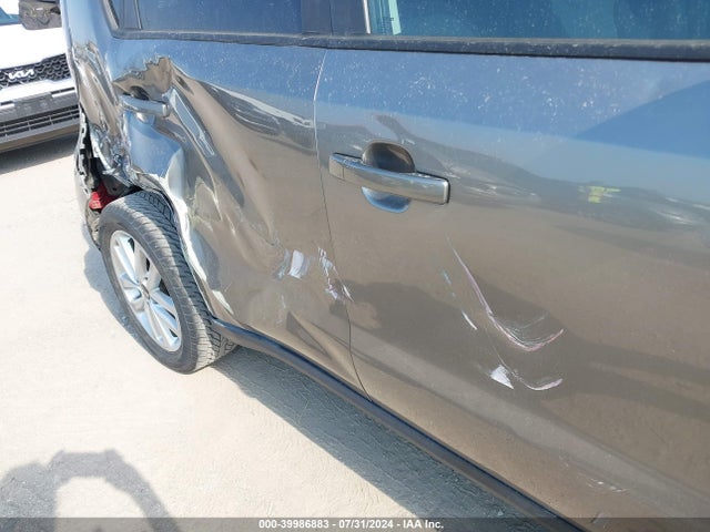 KIA SOUL + 2017 KNDJP3A52H7449100 Image 16