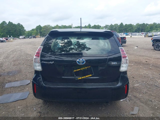 Toyota Prius V Two 2016 JTDZN3EU5GJ051858 Image 15