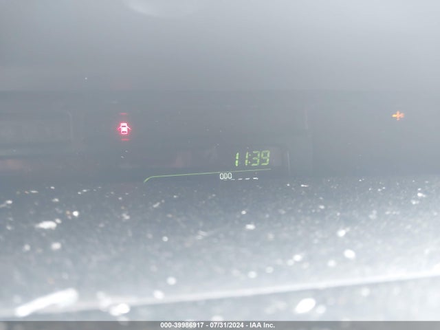 Toyota Prius V Two 2016 JTDZN3EU5GJ051858 Image 7