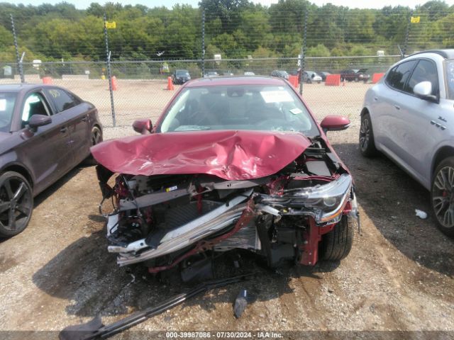 5YFFPMAE2NP350640 Toyota Corolla Xle