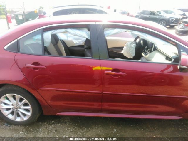 5YFFPMAE2NP350640 Toyota Corolla Xle