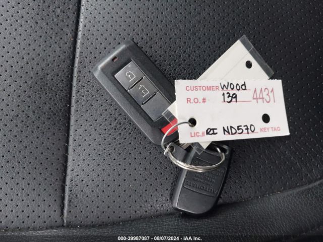JA4AD3A38GZ012139 Mitsubishi Outlander Sel