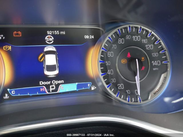 1C3CCCEG1FN556927 Chrysler 200 C