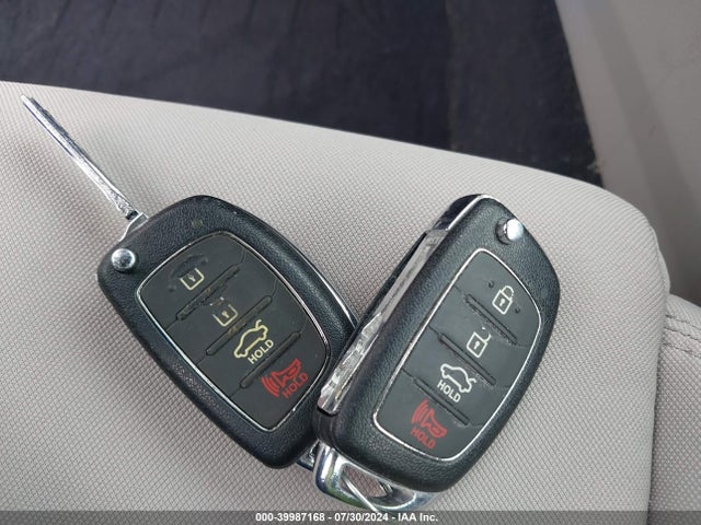 Hyundai SONATA ECO 2017 5NPE24AA9HH528214 Image 11