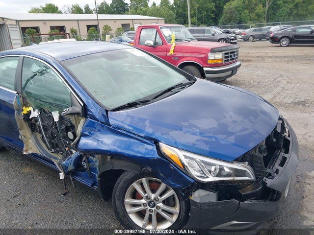 Hyundai SONATA ECO 2017 5NPE24AA9HH528214 Image 6