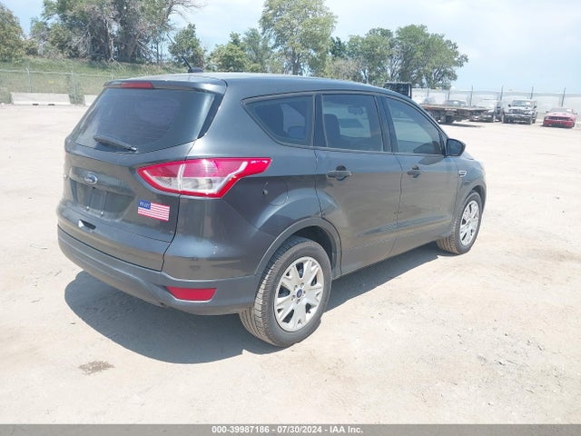 1FMCU0F78GUB15014 Ford ESCAPE S