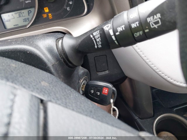 Toyota Rav4 Xle 2015 JTMWFREVXFD059771 Image 11