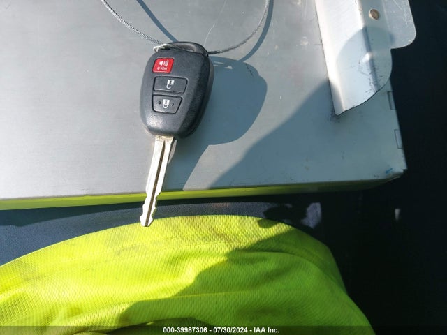 Toyota RAV4 LE 2016 2T3ZFREV7GW252560 Image 11