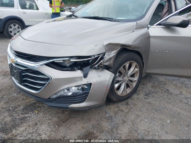 1G1ZD5ST8NF123333 Chevrolet Malibu Fwd Lt