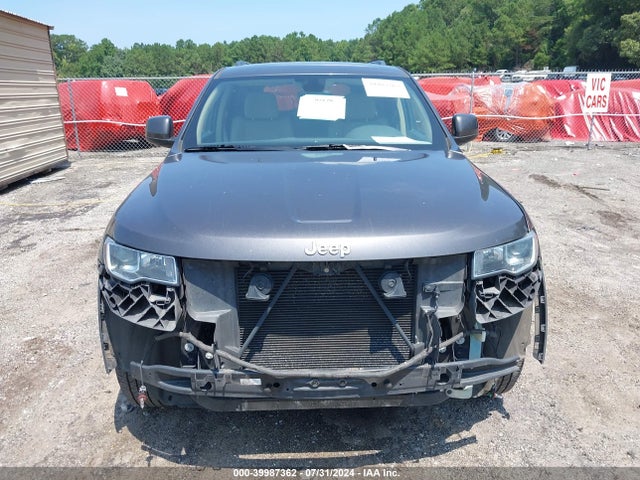 1C4RJEAG3HC813372 Jeep Grand Cherokee Laredo 4x2