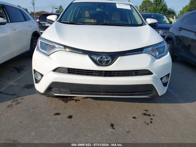 Toyota Rav4 Xle 2018 JTMWFREV2JJ209303 Image 13