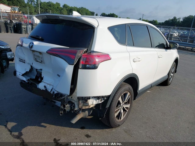 Toyota Rav4 Xle 2018 JTMWFREV2JJ209303 Image 4