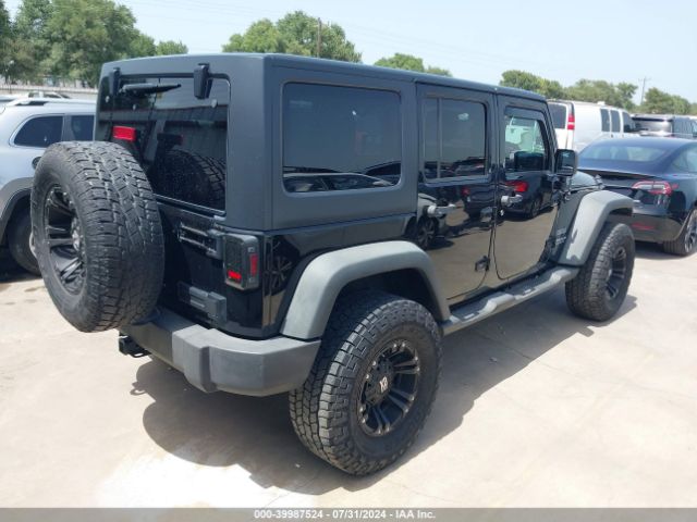 1C4BJWDG4FL546372 Jeep Wrangler Unlimited Sport