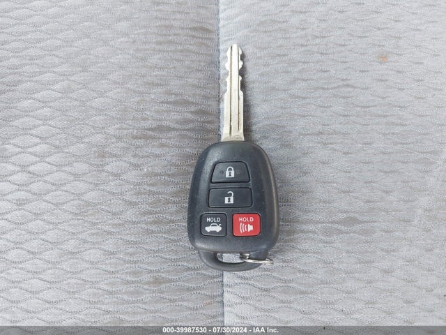 Toyota Corolla Le Plus 2016 2T1BURHE9GC530078 Image 11