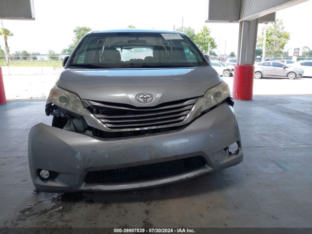5TDYK3DC7FS555763 Toyota Sienna Xle 8 Passenger