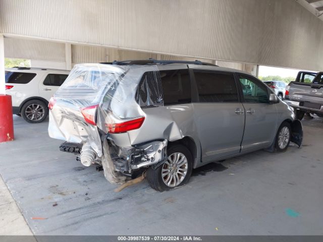 5TDYK3DC7FS555763 Toyota Sienna Xle 8 Passenger