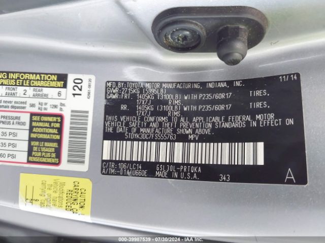 5TDYK3DC7FS555763 Toyota Sienna Xle 8 Passenger