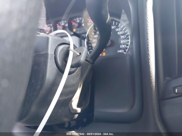 3GCUKPEC2JG293582 Chevrolet Silverado 1500 Custom