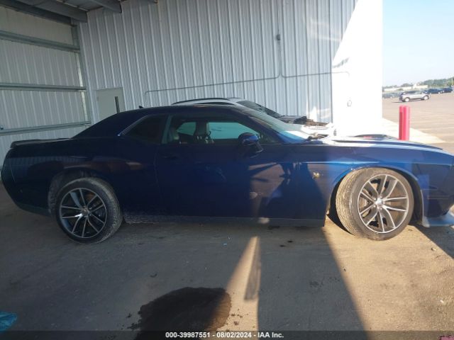2C3CDZFJ7GH192419 Dodge Challenger 392 Hemi Scat Pack Shaker