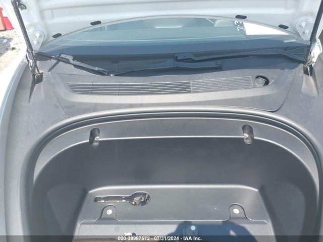2020 TESLA MODEL 3 5YJ3E1EC6LF586992 Photo 9