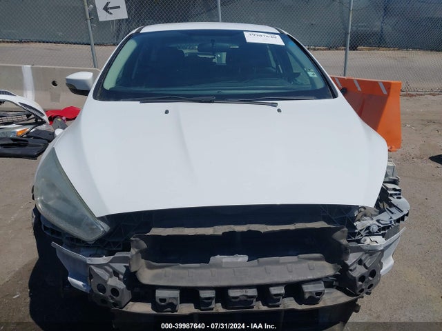 Ford FOCUS SE 2015 1FADP3K2XFL314703 Image 13