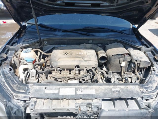 1VWDT7A33HC083862 Volkswagen Passat 1.8t R-line