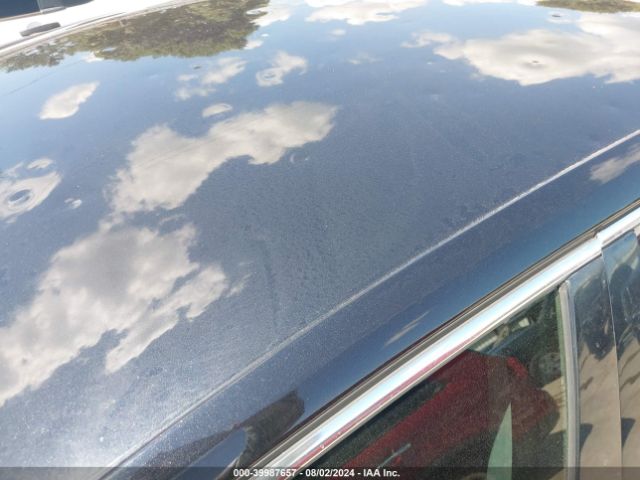 1VWDT7A33HC083862 Volkswagen Passat 1.8t R-line