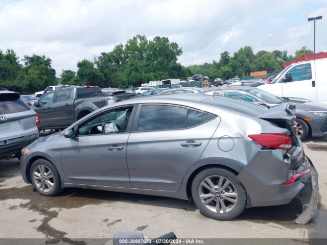 KMHD84LF4JU451102 Hyundai ELANTRA SEL