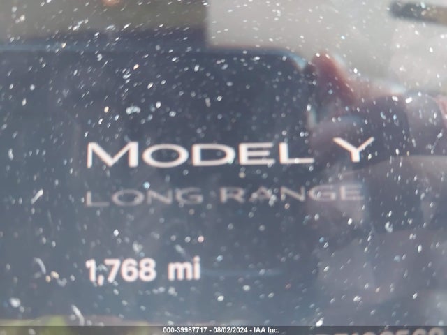 2024 TESLA MODEL Y 7SAYGDEDXRF102568 Photo 6