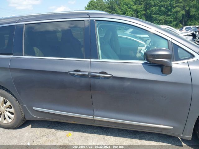 2C4RC1EG7JR333846 Chrysler Pacifica Touring L Plus