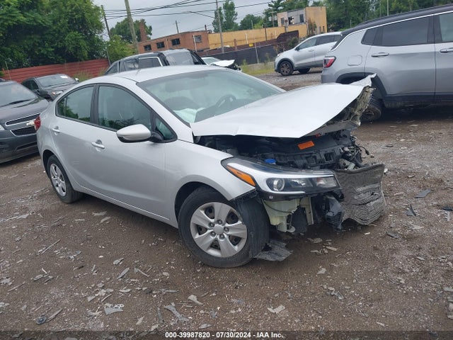 KIA FORTE LX 2017 3KPFK4A75HE074198 Image 1